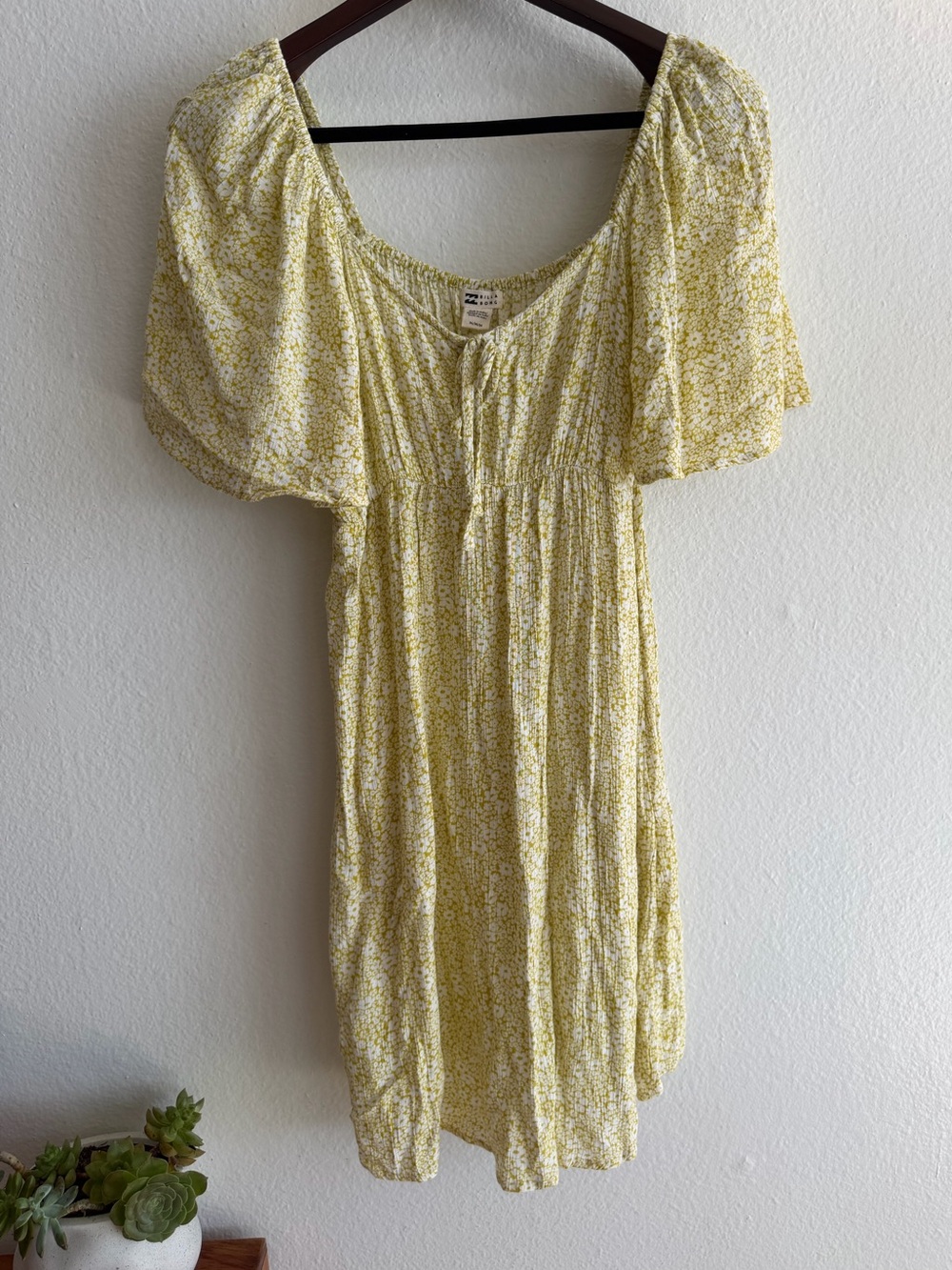 Billabong Lime 🍋‍🟩 Mini Dress | Size Medium